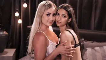 Nubile Lesbians Facesitting Orgasm